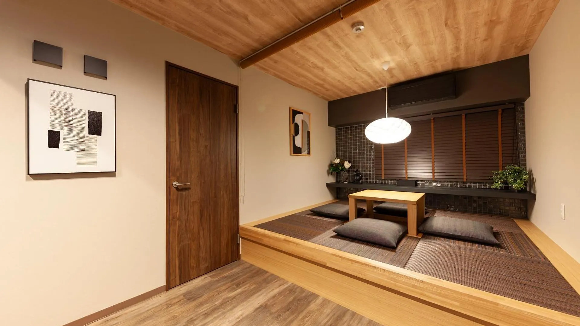 Premier Suite Shinjuku West 2F Tokyo 0*,  Japan
